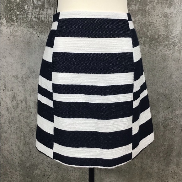 Loft Womens Tweed Skirt Size 6 Woven Knit Knee Length Midi Straight Stripes Twee - Picture 2 of 13